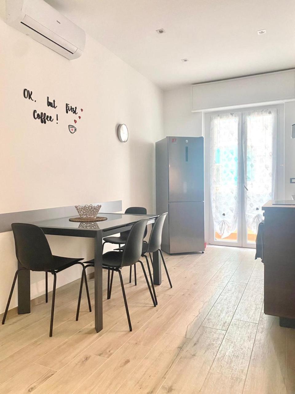Titti'S House - Parcheggio Custodito In Garage Gratis Genua Zewnętrze zdjęcie